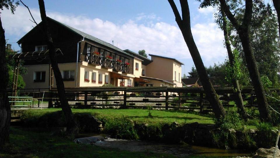 Penzión Monty Ranch Vysoké Tatry Štôla Hotel Exterior foto